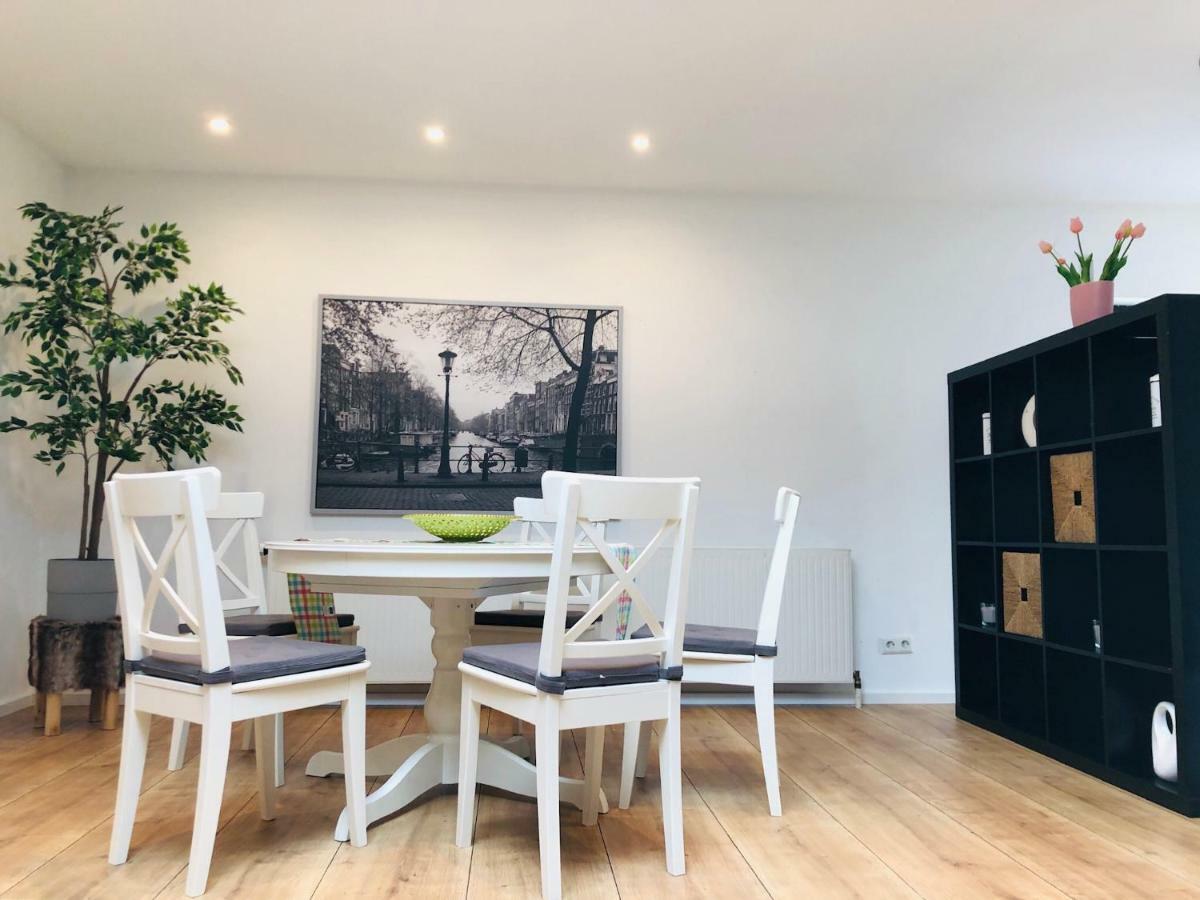 Haiger Ferienwohnung Tulpenweg Mit Kaminofen מראה חיצוני תמונה